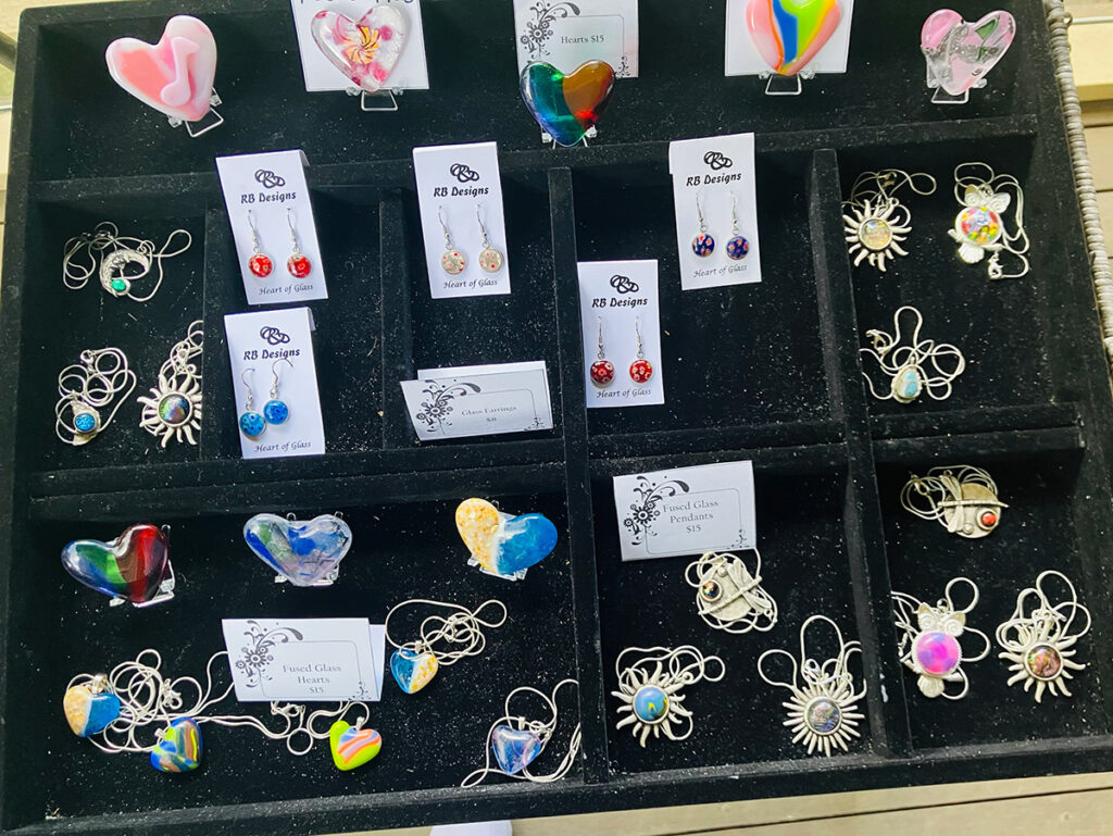 Fused glass jewelry by Roberta Bizier